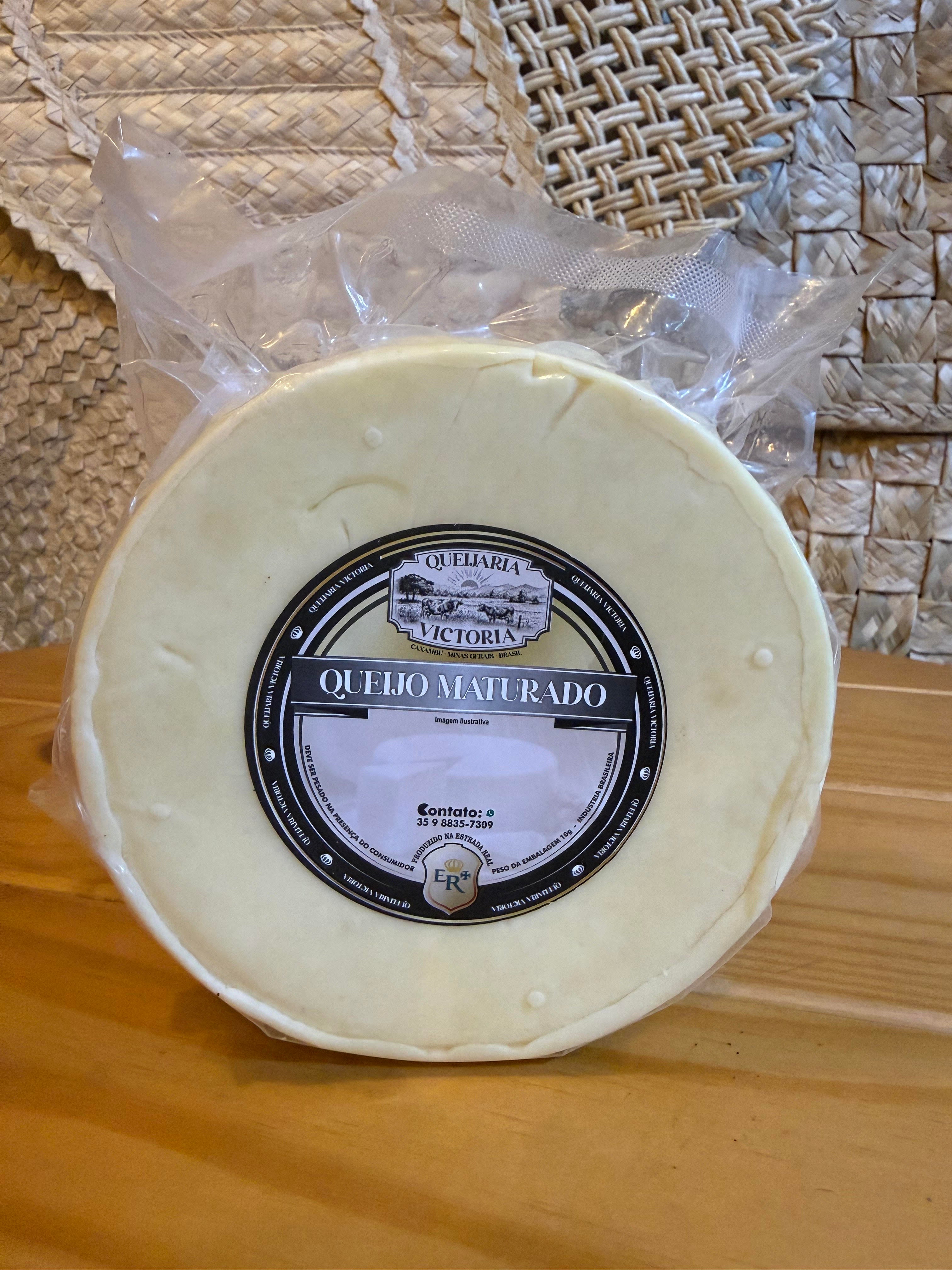 Queijo parmesão maturado médio